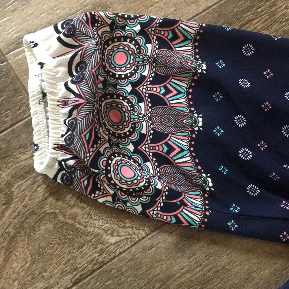 Bohemian Tassel Tie Blouse - Picture 3 of 7